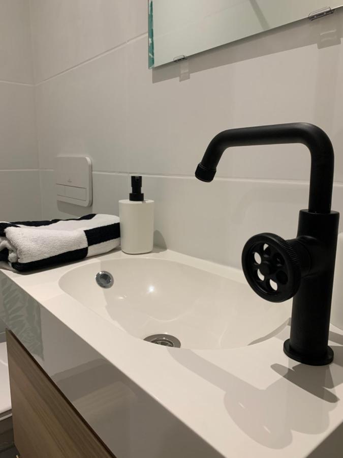 A 2 Pas Du Vieux Port Charmant T2 Apartment Marseille Ngoại thất bức ảnh